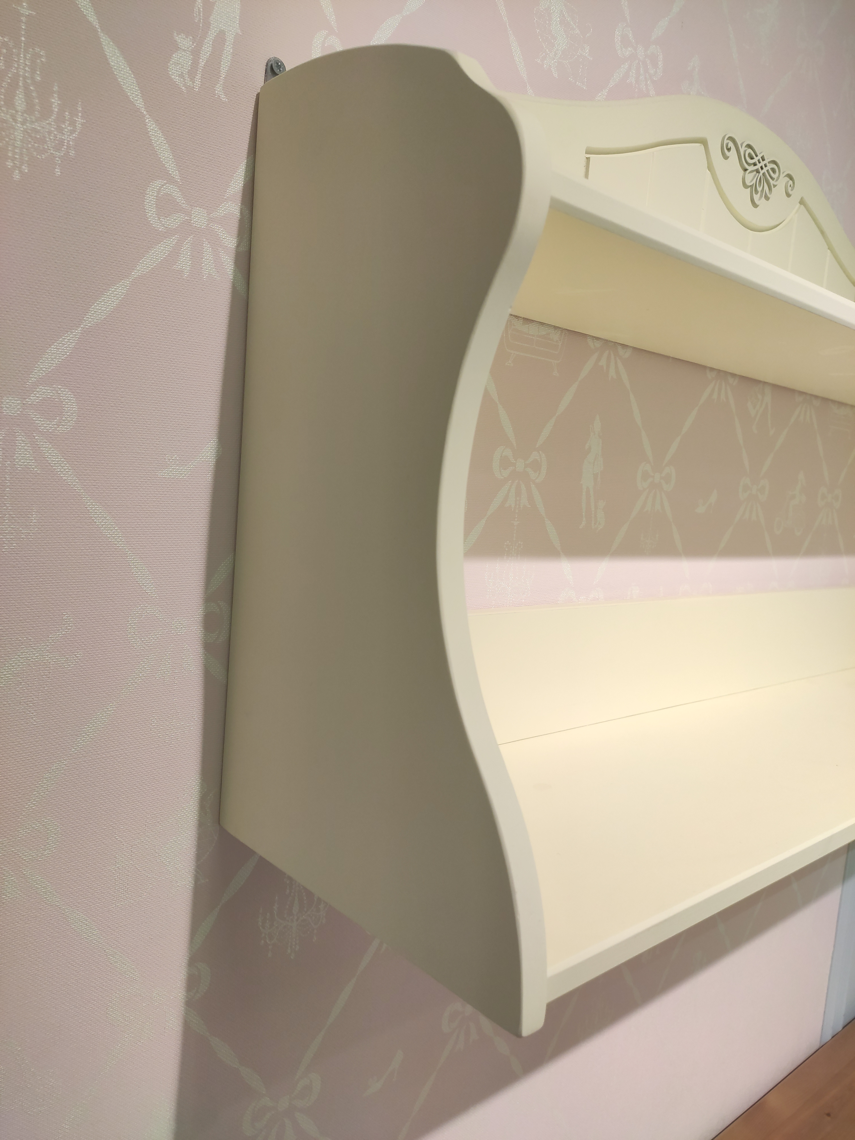 Полка с 2 полками из массива Айно