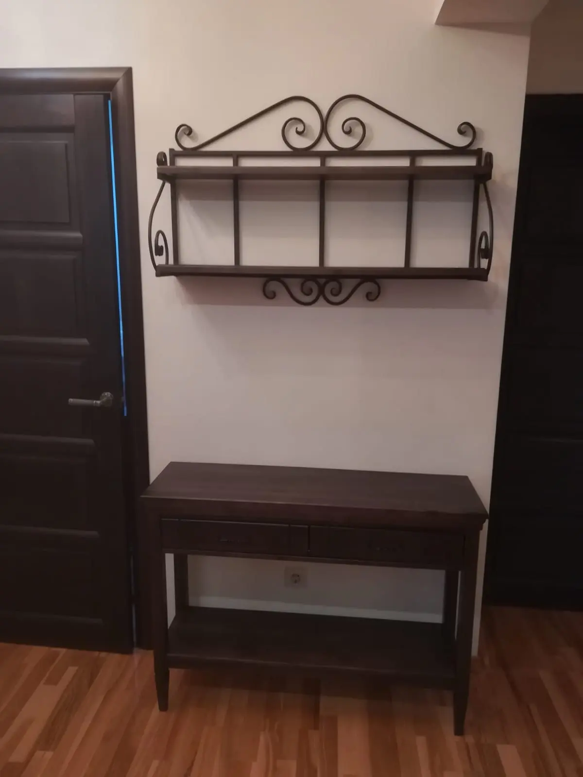 Граверса Валенсия 2-45 кованая, сосна