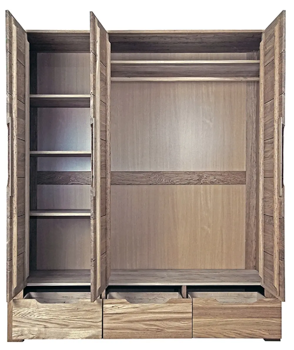 Шкаф 3 створчатый из дуба Рива 3-створчатый