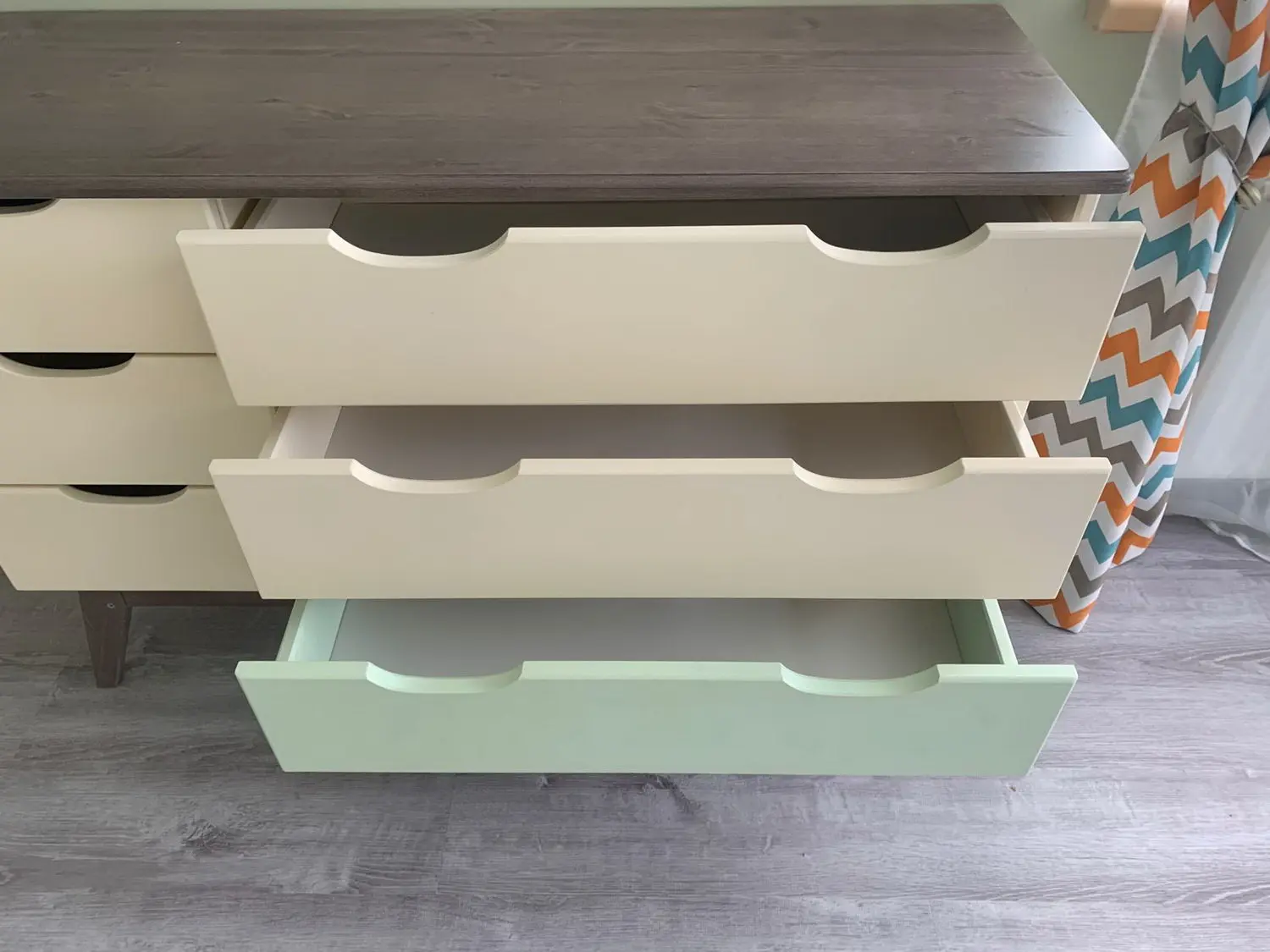 Комод с ящиками массив сосны ТК №16