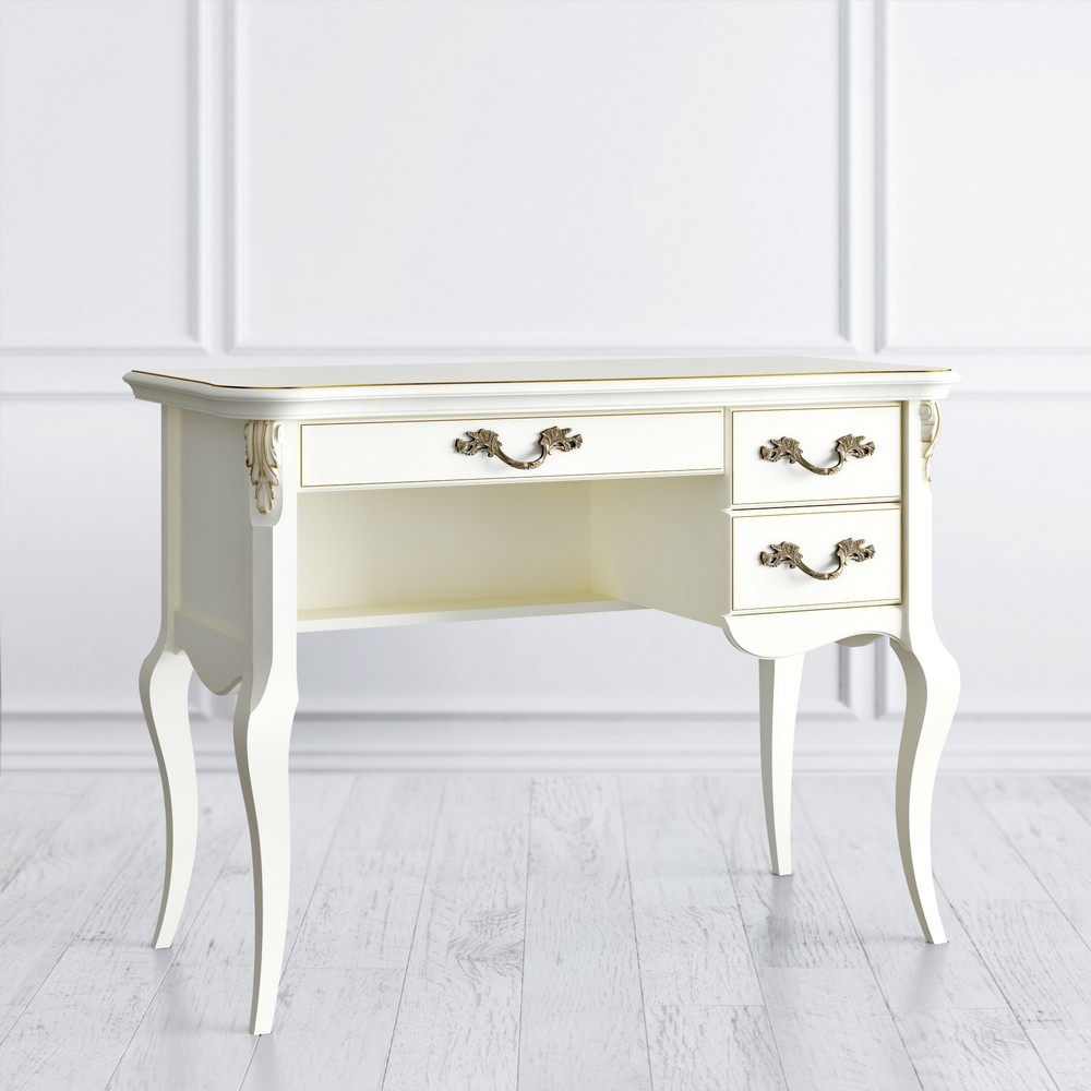 Туалетный столик