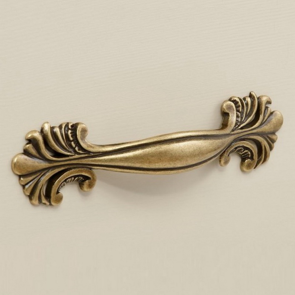 Шкаф массив сосны ЛеБо 2-дверный со стеклянными дверями