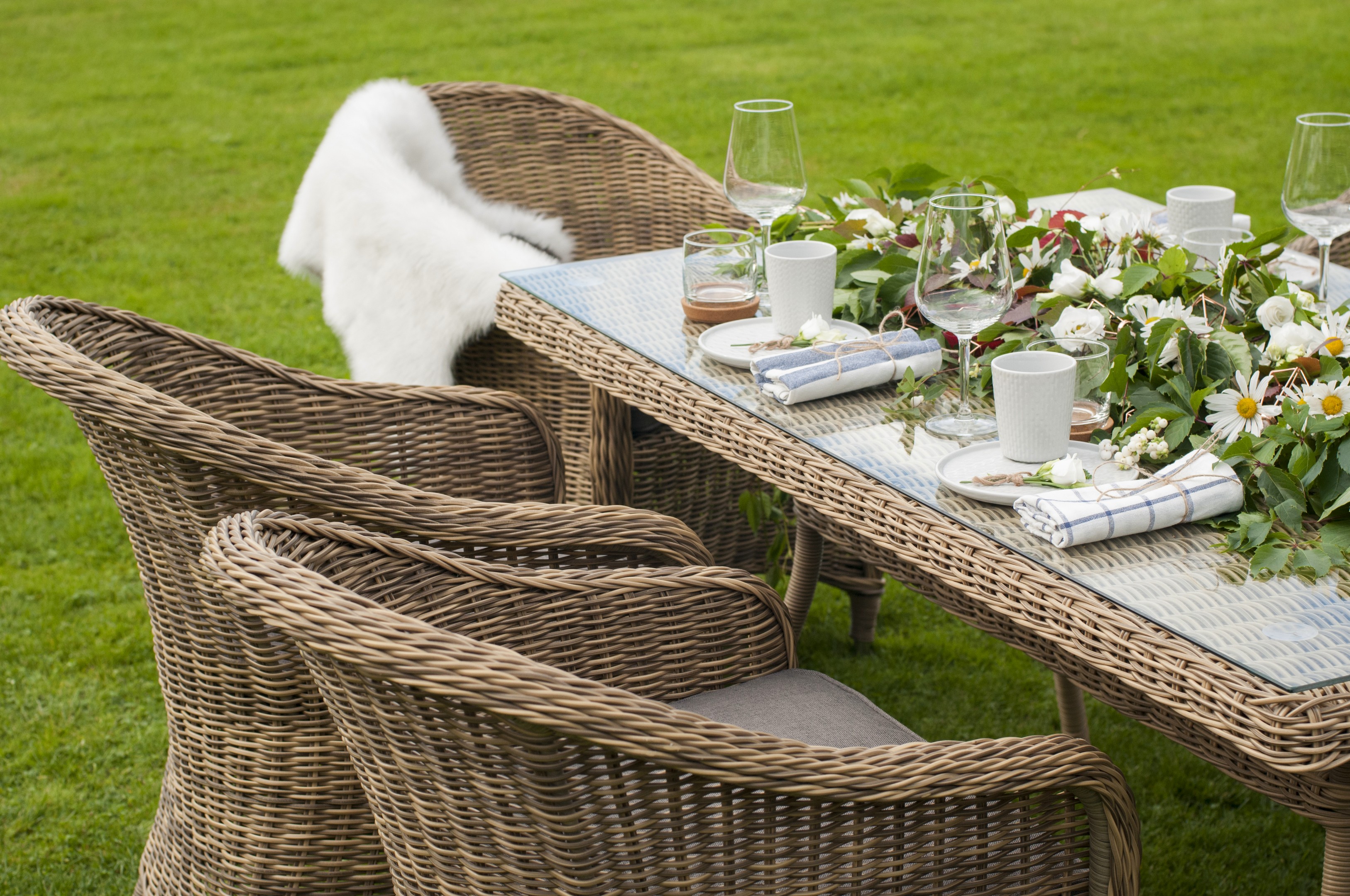 "Латтини" плетеный стол из искусственного ротанга 200х90см, цвет соломенный