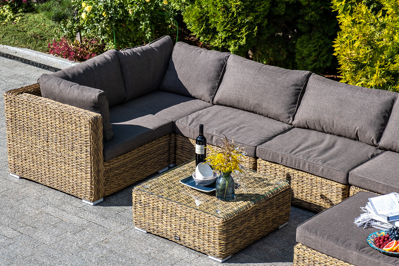 "Лунджи" трансформирующийся диван из искусственного ротанга (гиацинт), цвет соломенный