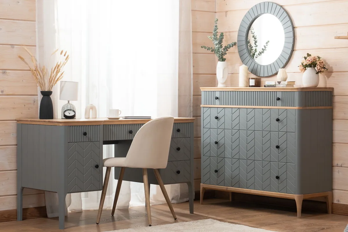 Стол письменный массив сосны Грета №4